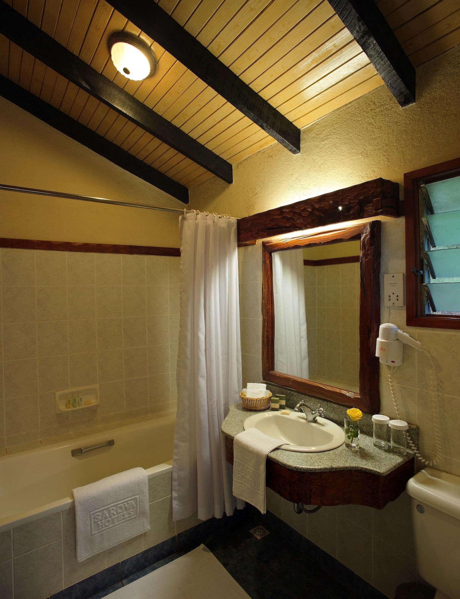 Sarova Lion Hill Game Lodge Накуру Екстер'єр фото