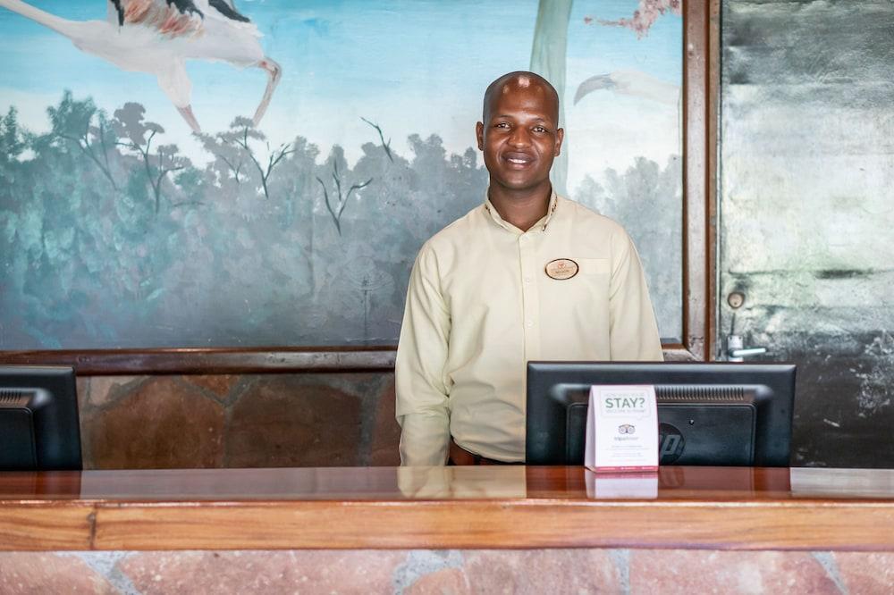 Sarova Lion Hill Game Lodge Накуру Екстер'єр фото