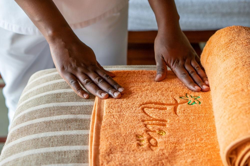 Sarova Lion Hill Game Lodge Накуру Екстер'єр фото