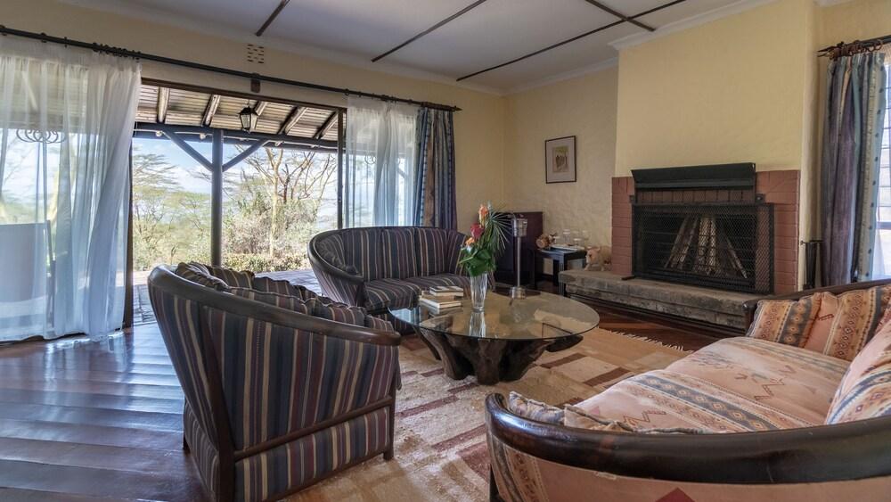 Sarova Lion Hill Game Lodge Накуру Екстер'єр фото